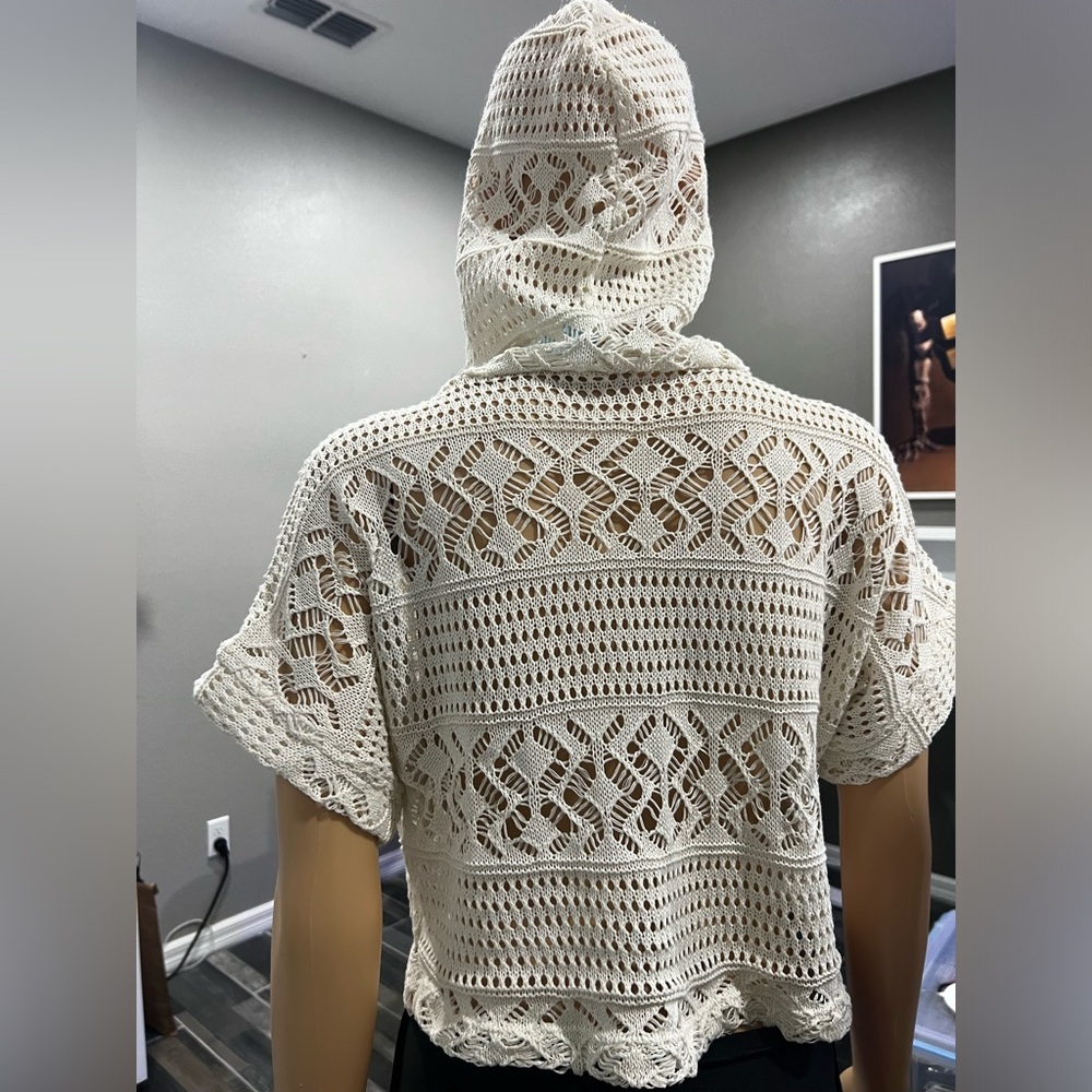 Blouse in beige woven fabric with hood, size M